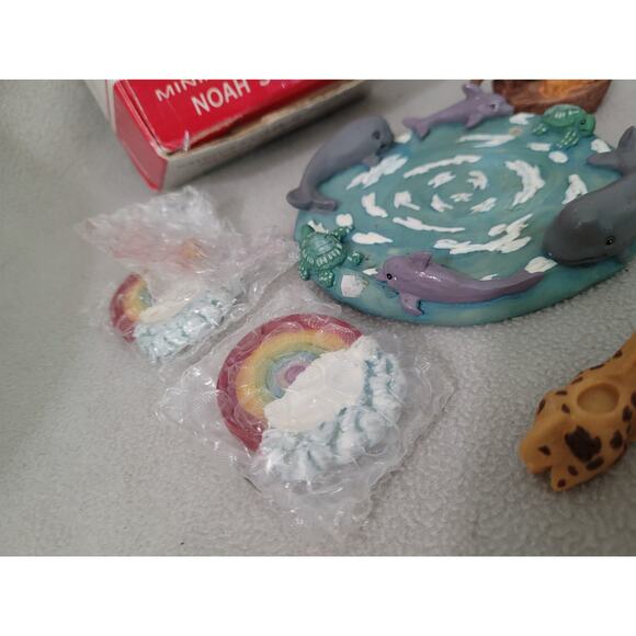 New Noah's Ark Tea Set Mini 10 Piece Set Ceramic Whales Rainbow - Picture 2 of 9